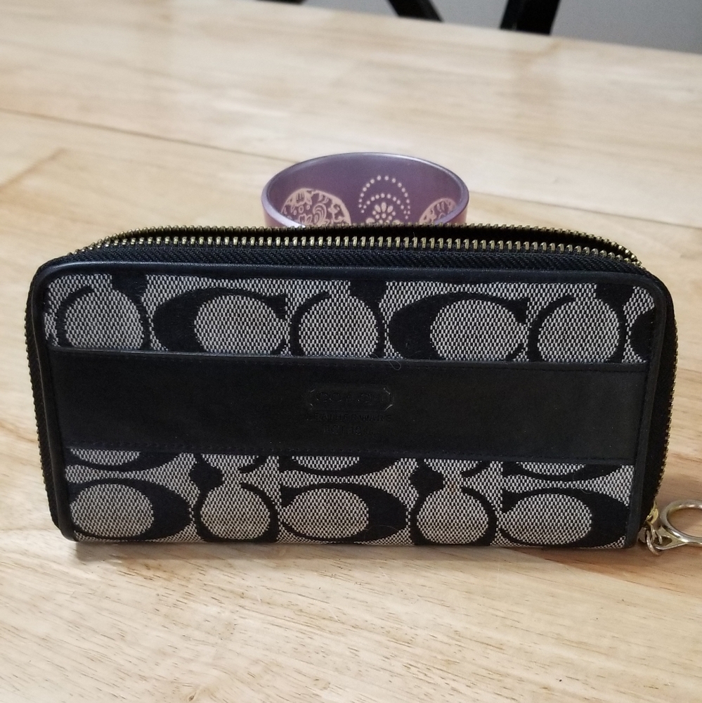 Coach wallet